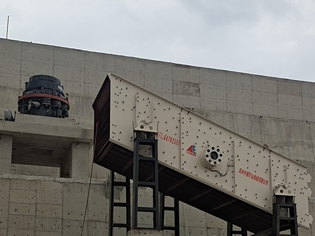 ����̶�ɰʯ������ϡ����ɸ��װ�ֳ�