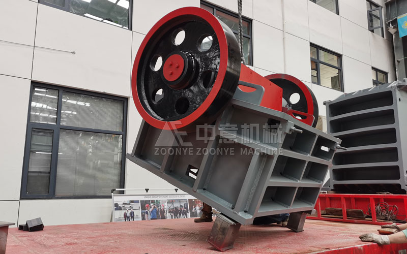 PEX细碎鄂式机.jpg PEX细碎鄂式机.jpg