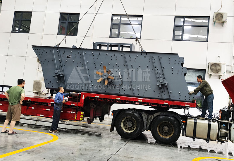 稀油润滑振动筛.jpg 稀油润滑振动筛.jpg