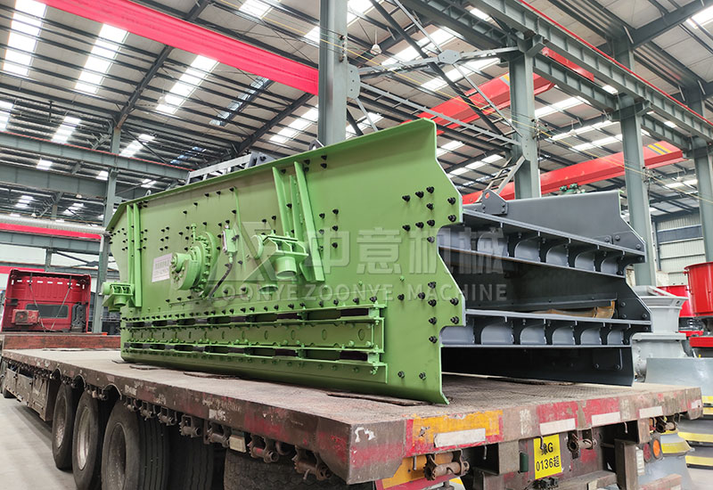 棒条弛张筛车间实拍.jpg 棒条弛张筛车间实拍