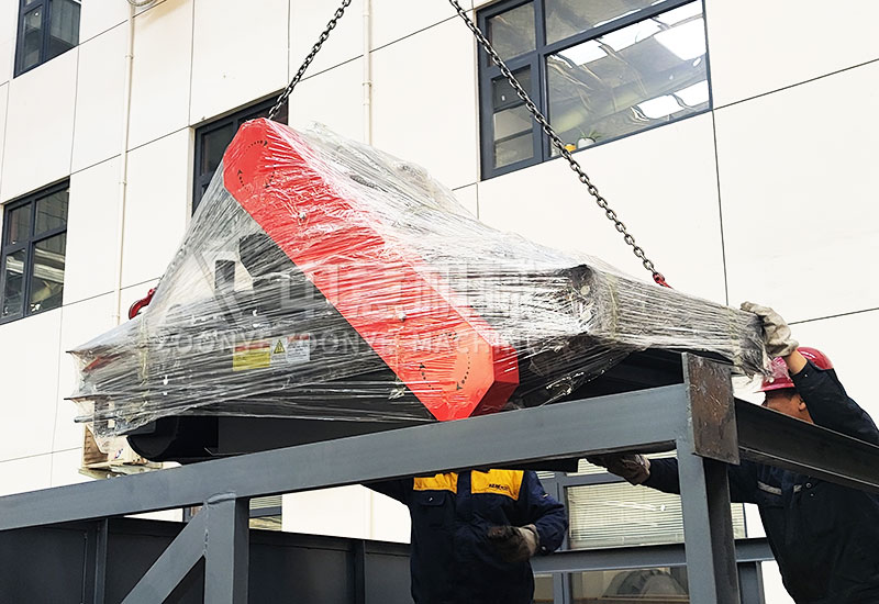 除铁器.jpg 除铁器.jpg