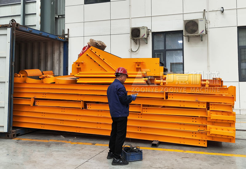 三层振动筛.jpg 三层振动筛